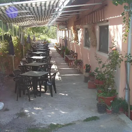 Agriturismo Ai Guiet Bauernhof *