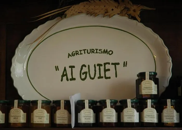 Agriturismo Ai Guiet ファームステイ *